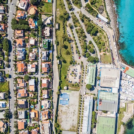 A Pochi Passi Dal Mare