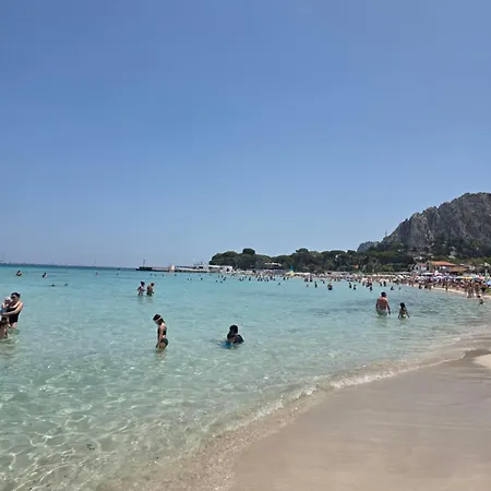 A Pochi Passi Dal Mare Appartement *